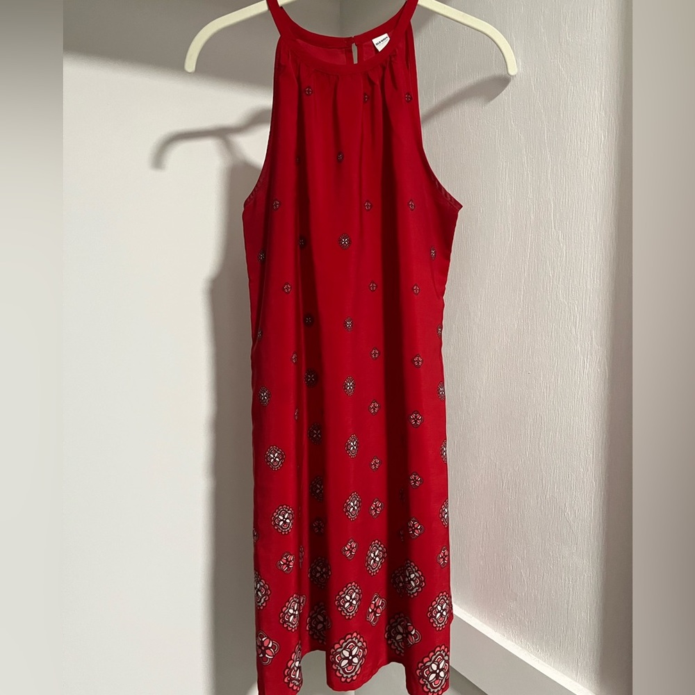 Sleeveless red dress - size small